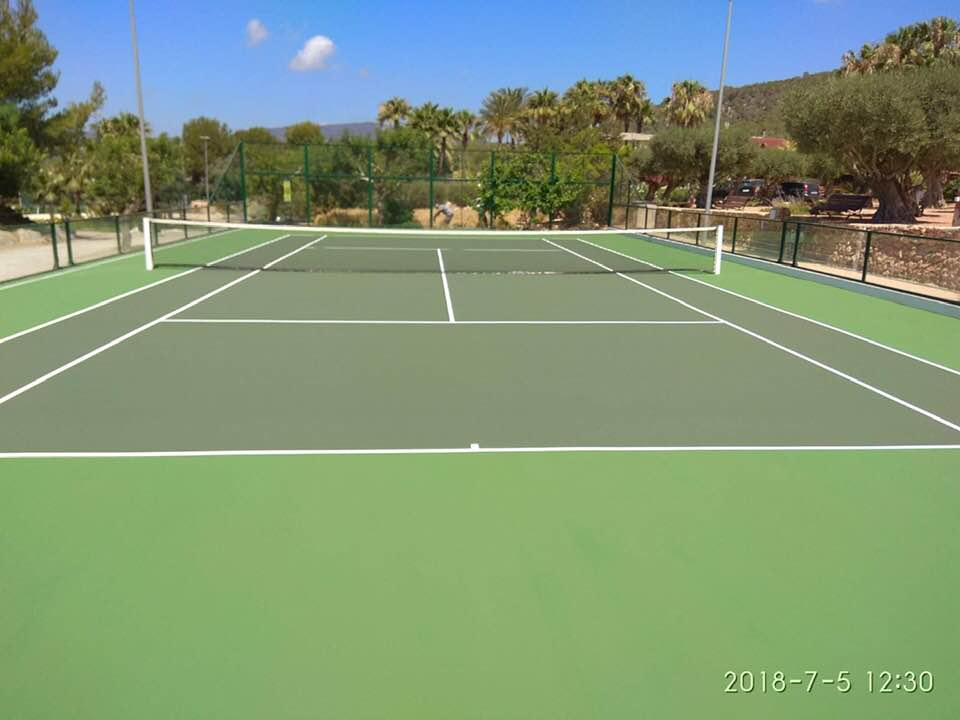 Instalación de pista de tenis MH Sport